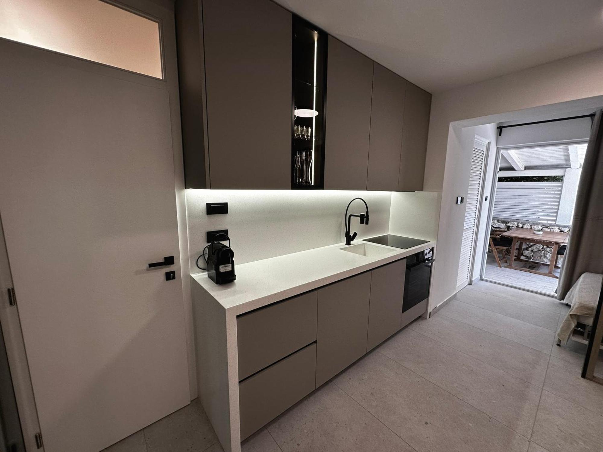 Studio Apartments Lace Novalja Luaran gambar