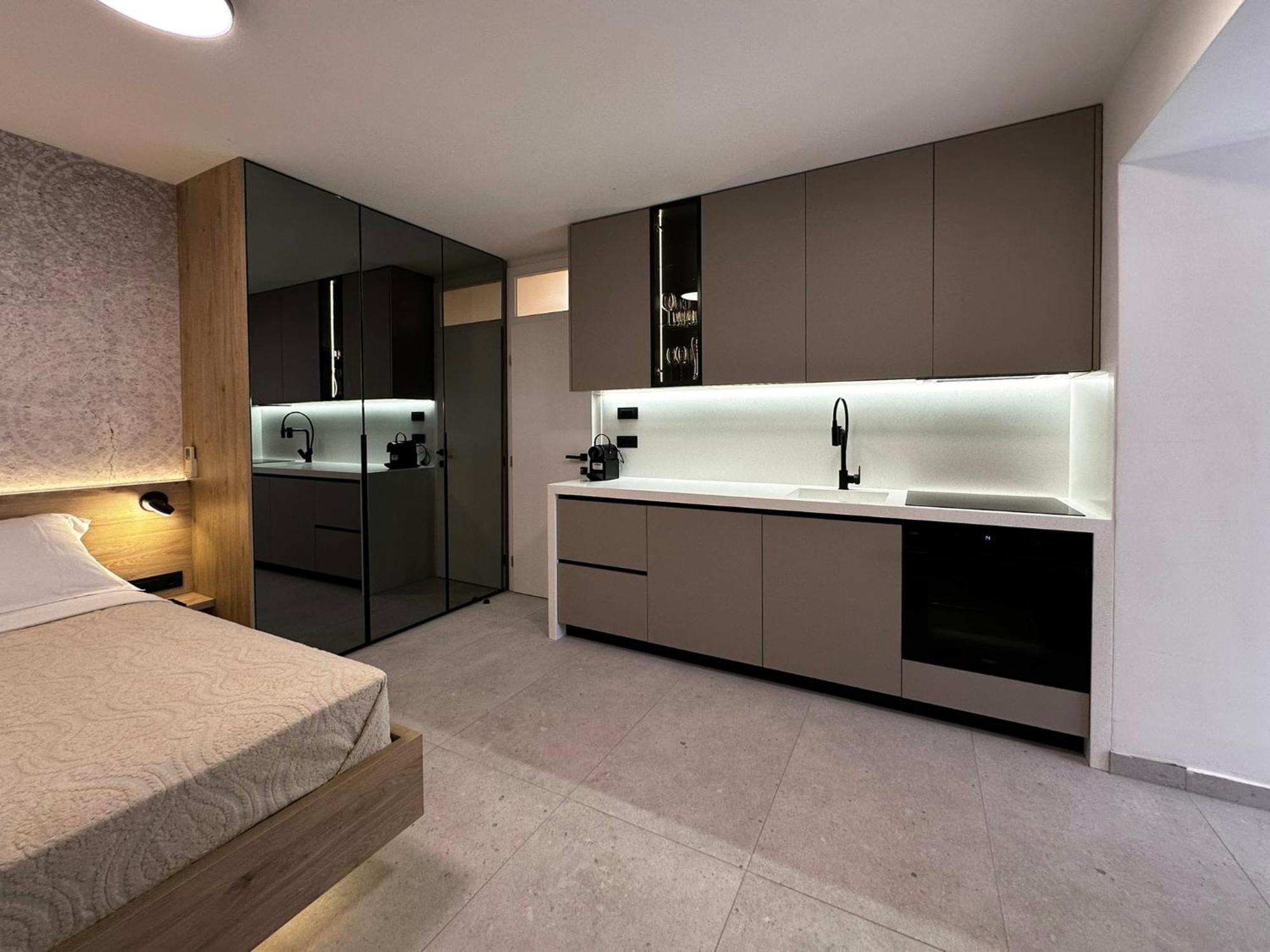 Studio Apartments Lace Novalja Luaran gambar